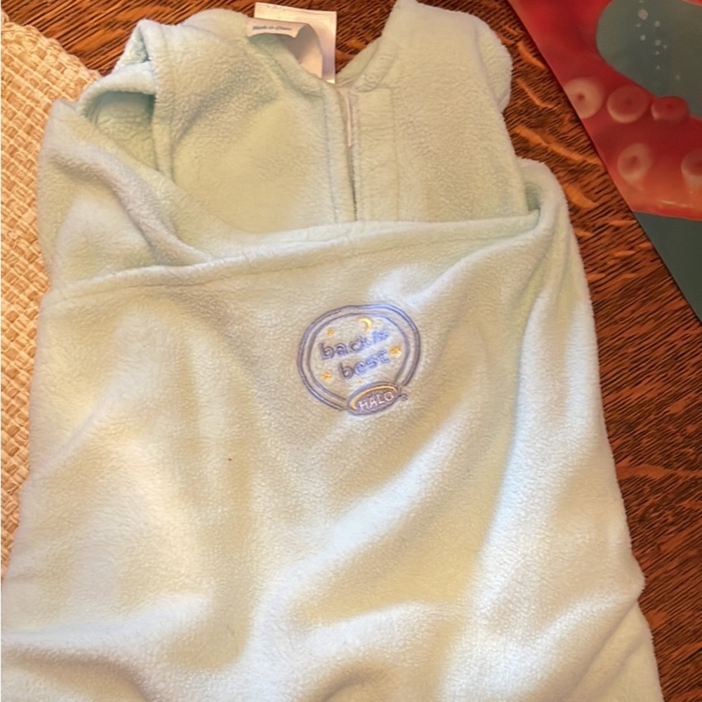 Halo sleepsack- smoke free home